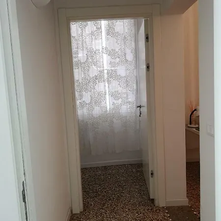 5 Minuti Da San Marco Венеция
